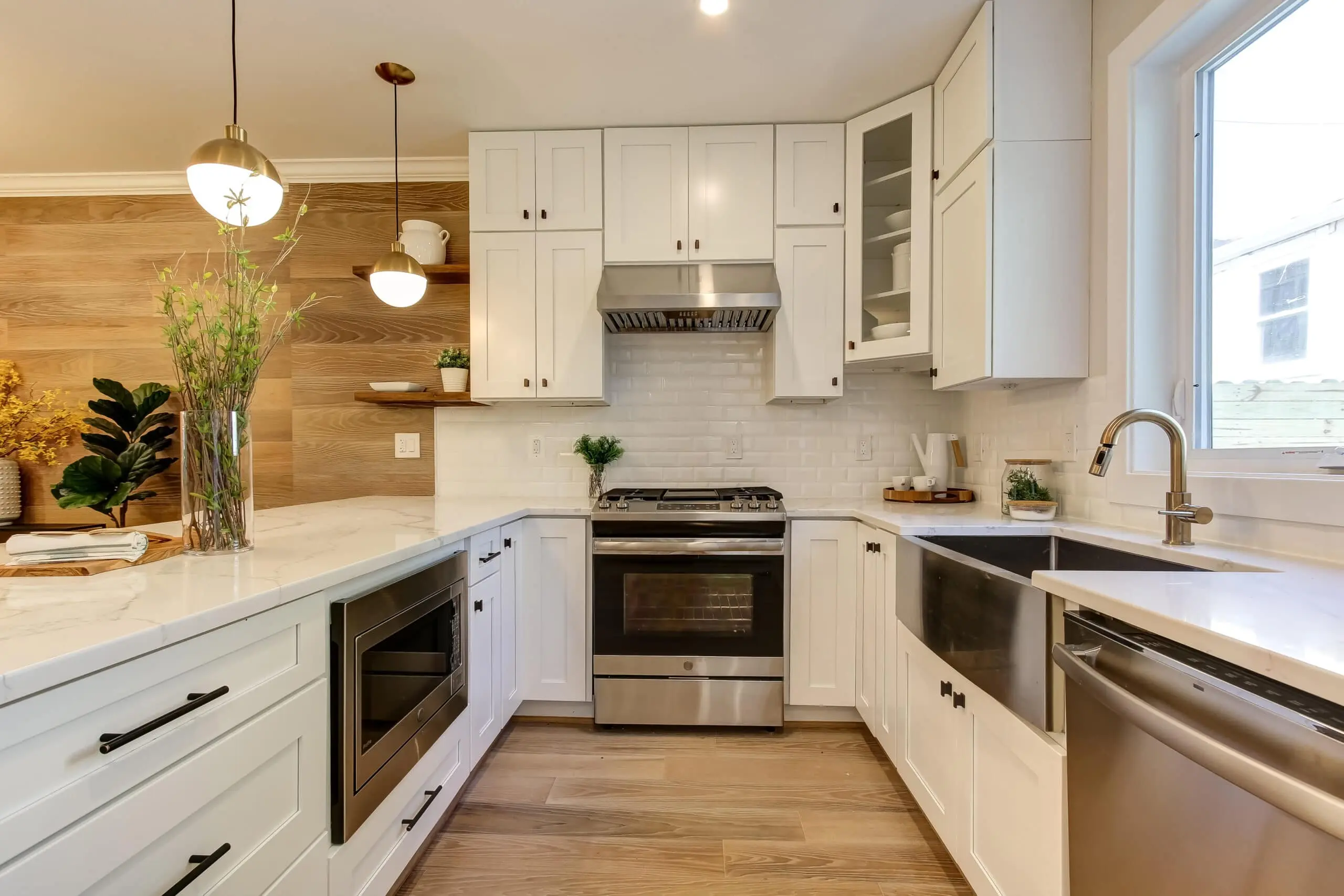 Kitchen & Bathroom Remodeling